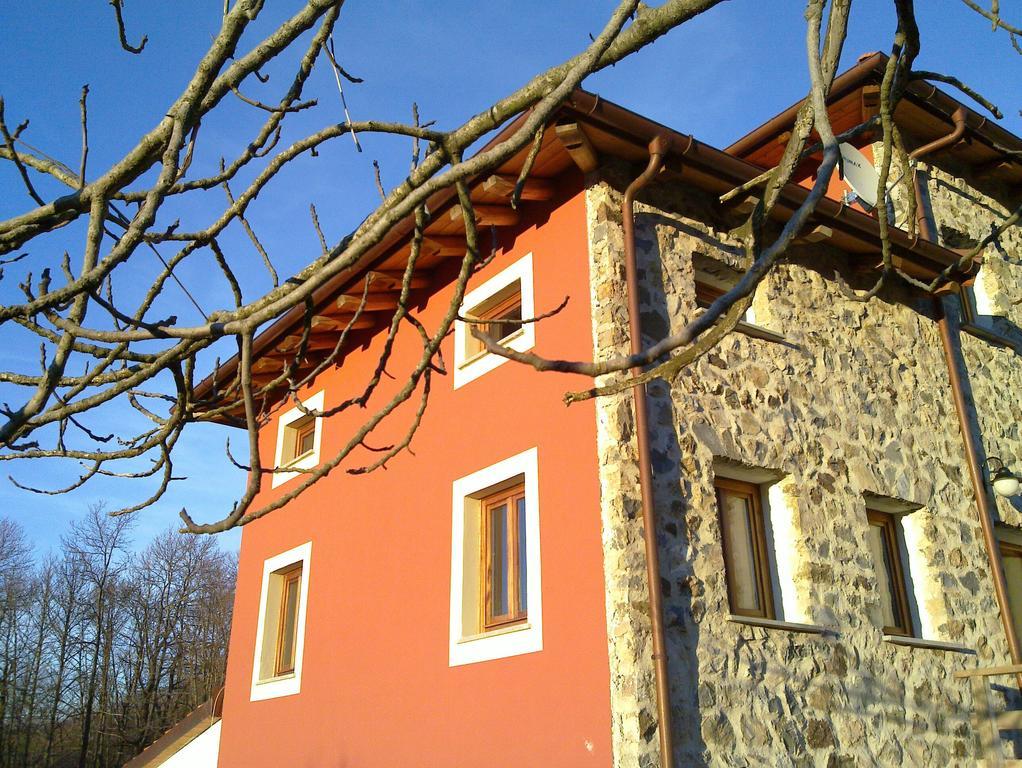 Azienda Agrituristica Risveglio Naturale فاريسى ليجور المظهر الخارجي الصورة